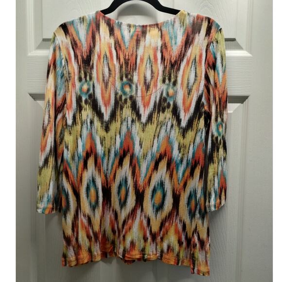 Chico's Size Medium (1) Multicolored Geometric Boho 3/4 Sleeves V-Neck Rayon Top - Picture 2 of 6